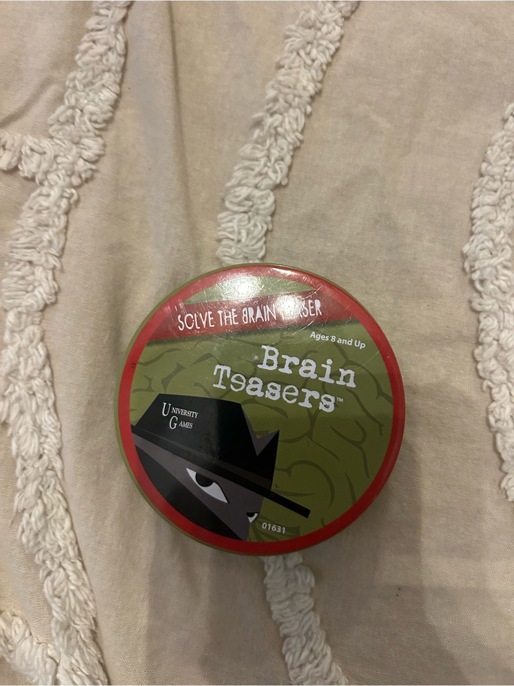Brain Teasers Puzzle Tin - Green/Red
